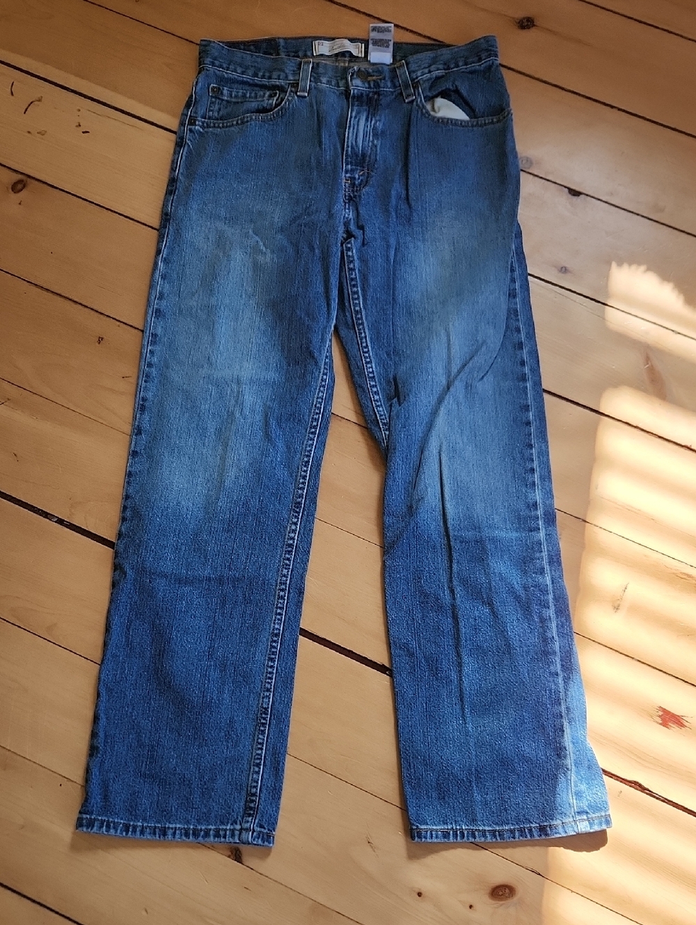 Signature by Levi Strauss Men's Medium Blue Straight-Leg Jeans